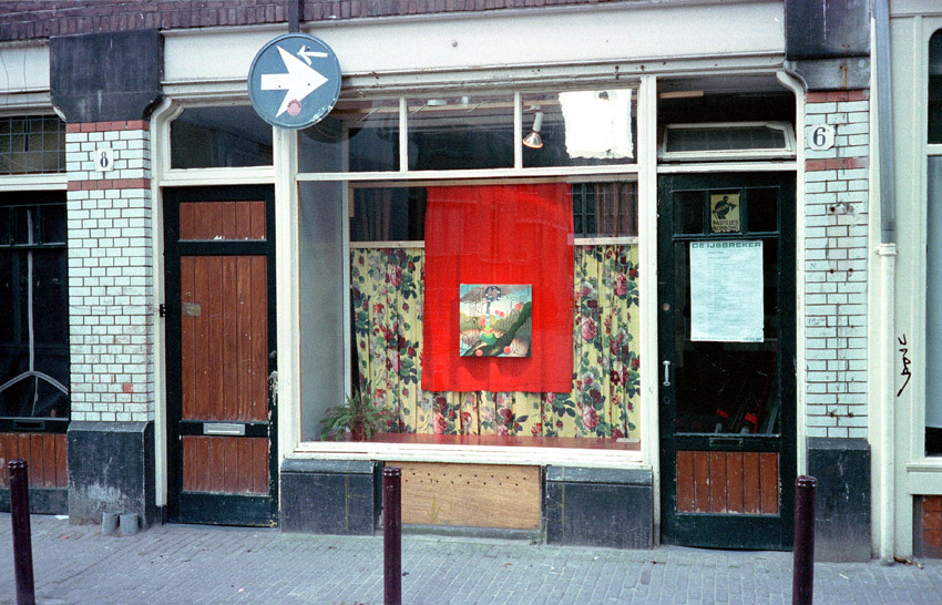 etalage Koningsstraat 6 in april 1988