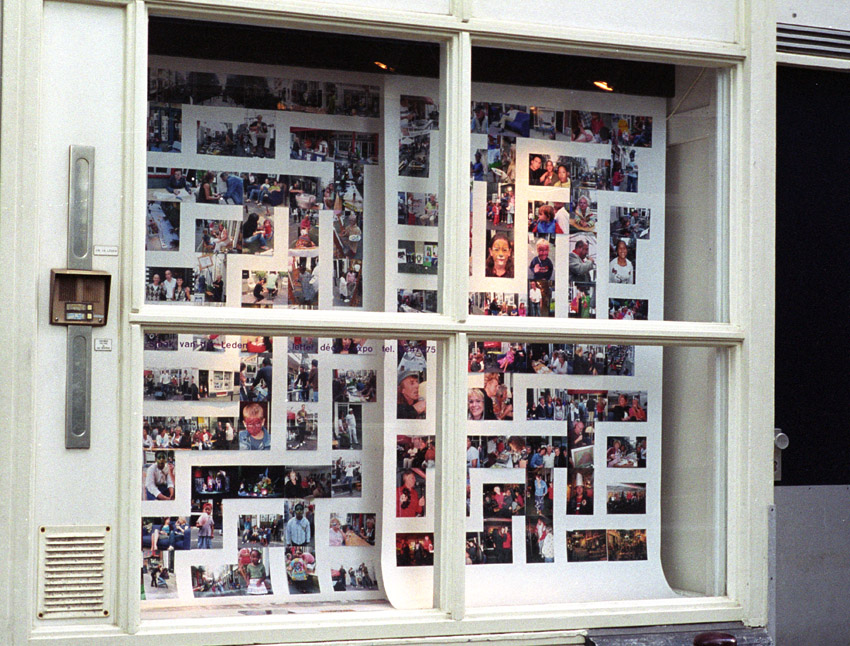 etalage Koningsstraat 6 in oktober 2006