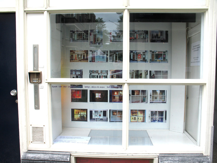 etalage september 2007: afdrukken van etalagefoto's Koningsstraat 6