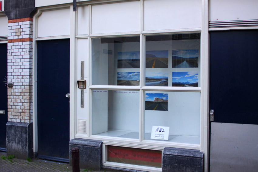 etalage Koningsstraat 6 in juni 2010