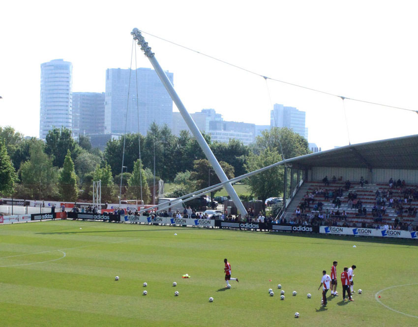 Ajax traint op de Toekomst