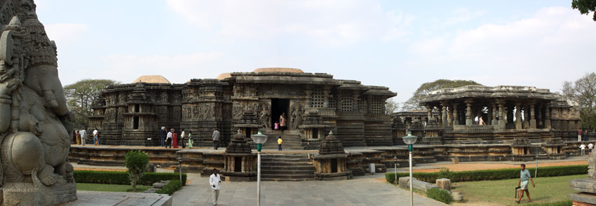 tempel Halebid volle breedte